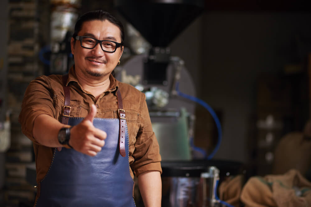 คุณมีทรัพย์ เจ้าของโรงแรมในเชียงของ